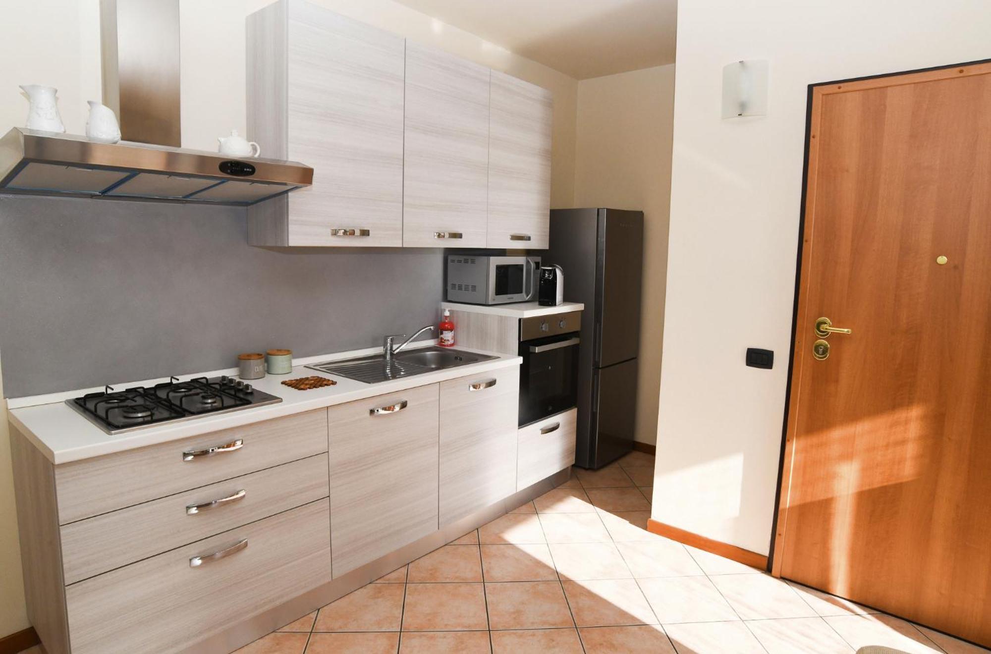 Rovato Entire Apartment In The Capital Of Franciacorta Esterno foto